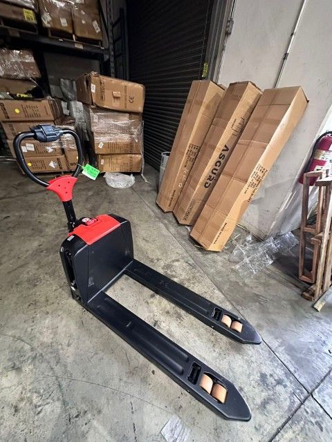 Brand New Electric Pallet Jack