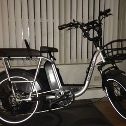 NEW RAD POWER E BIKE 