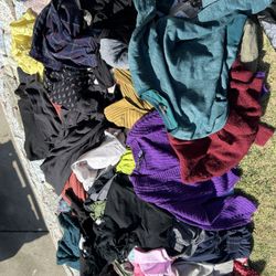 Woman’s Clothes Over 70 Pieces 