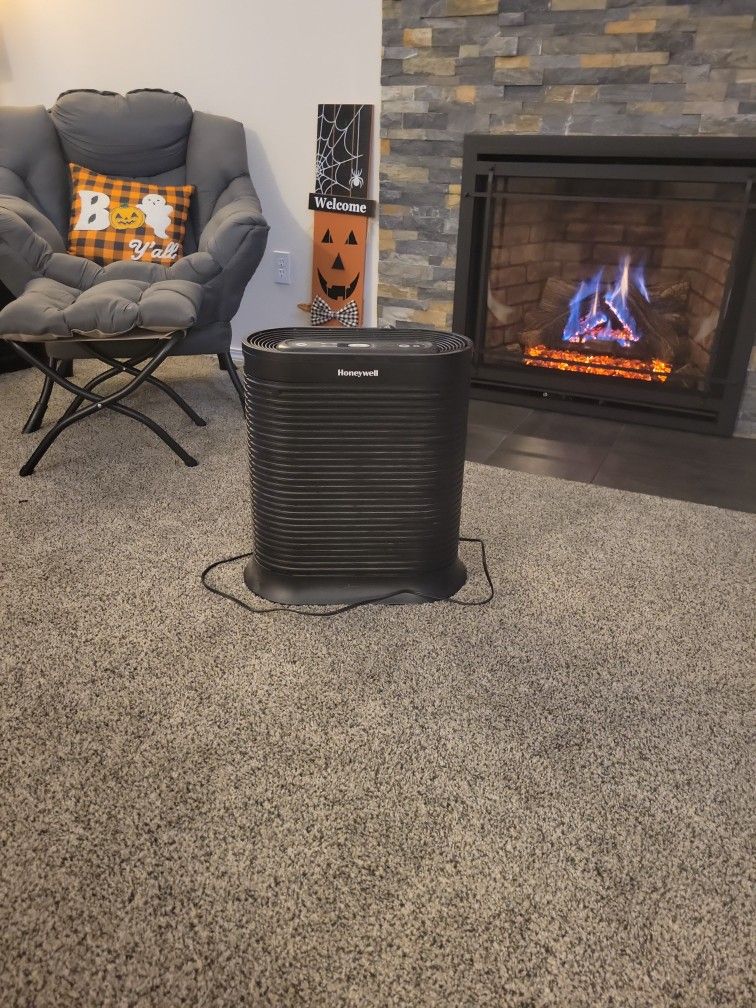 HONEYWELL AIR PIRIFIER, MODEL HA202BHD