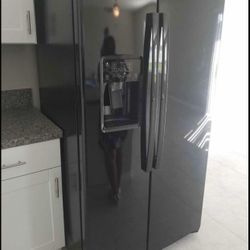 Black Side By Side Fridge