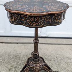 19th Century Italian Painted Table And Glit
