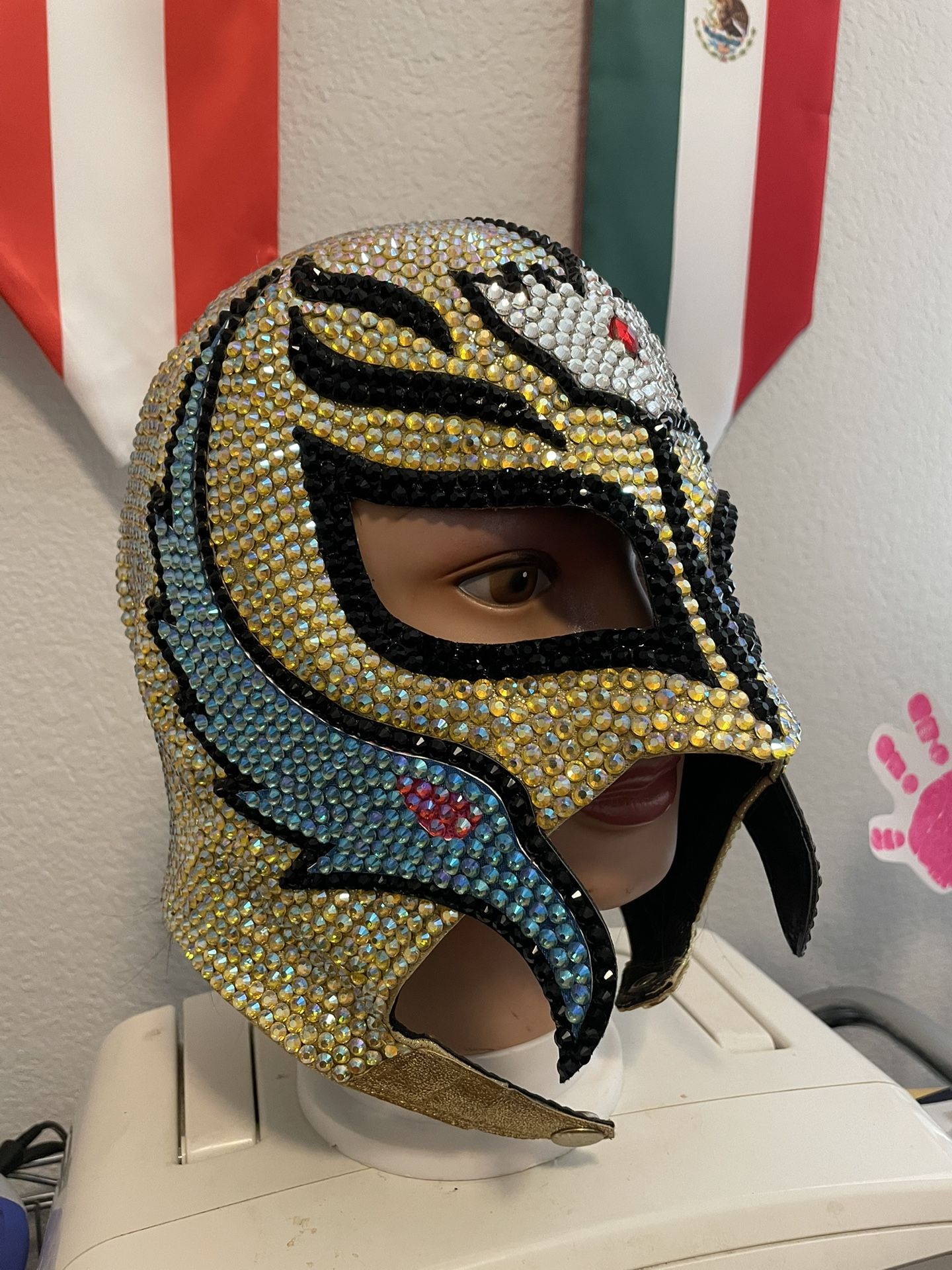 Rey Mysterio Hall of Fame Mask!