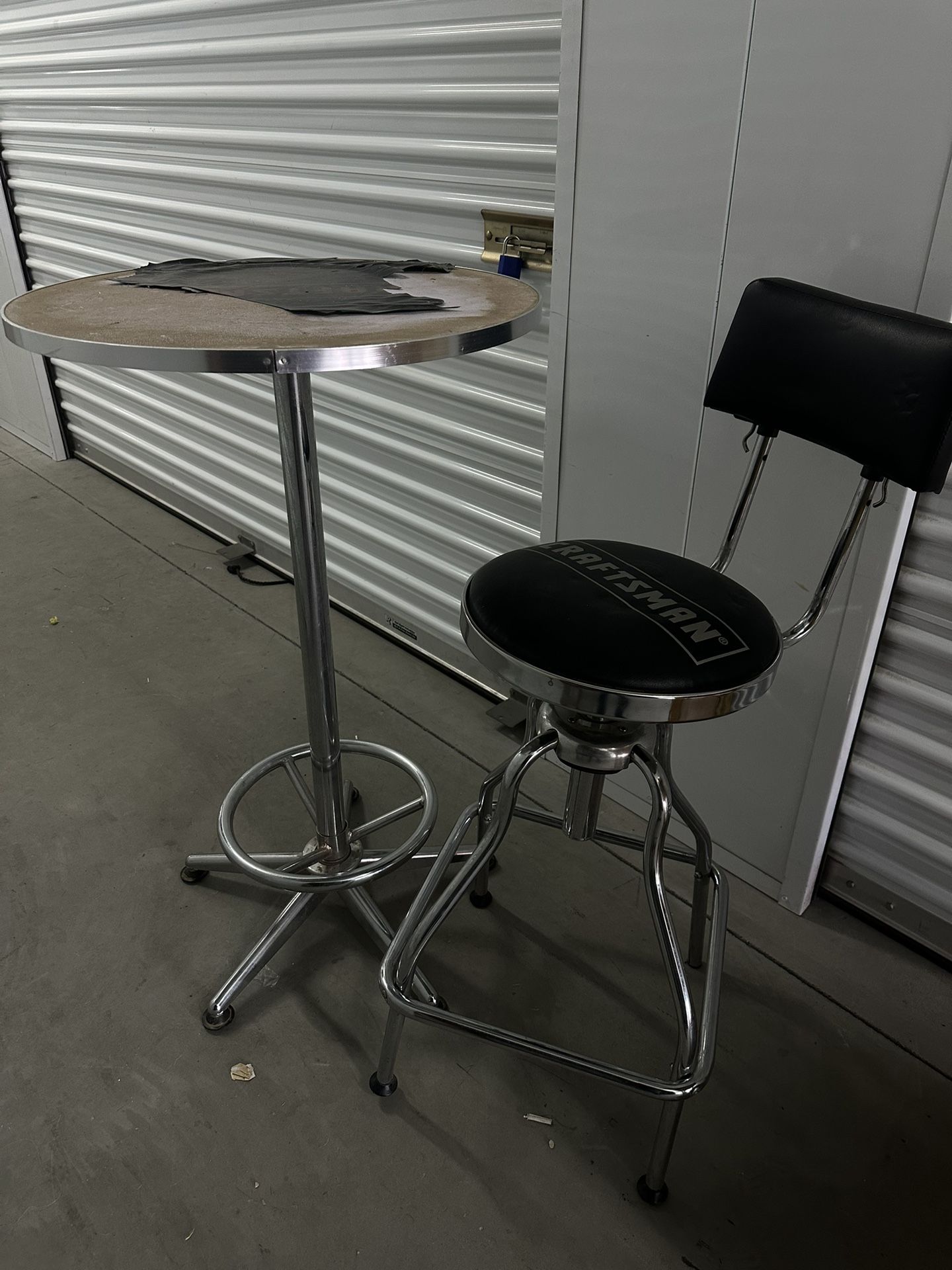 Craftsman Bar Stool And Table 