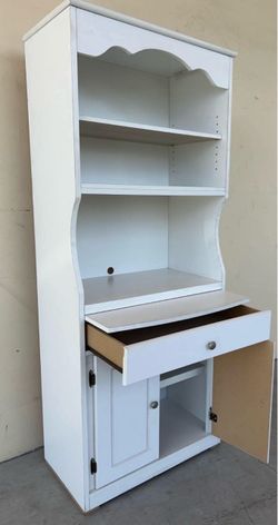 Tall kitchen cabinets