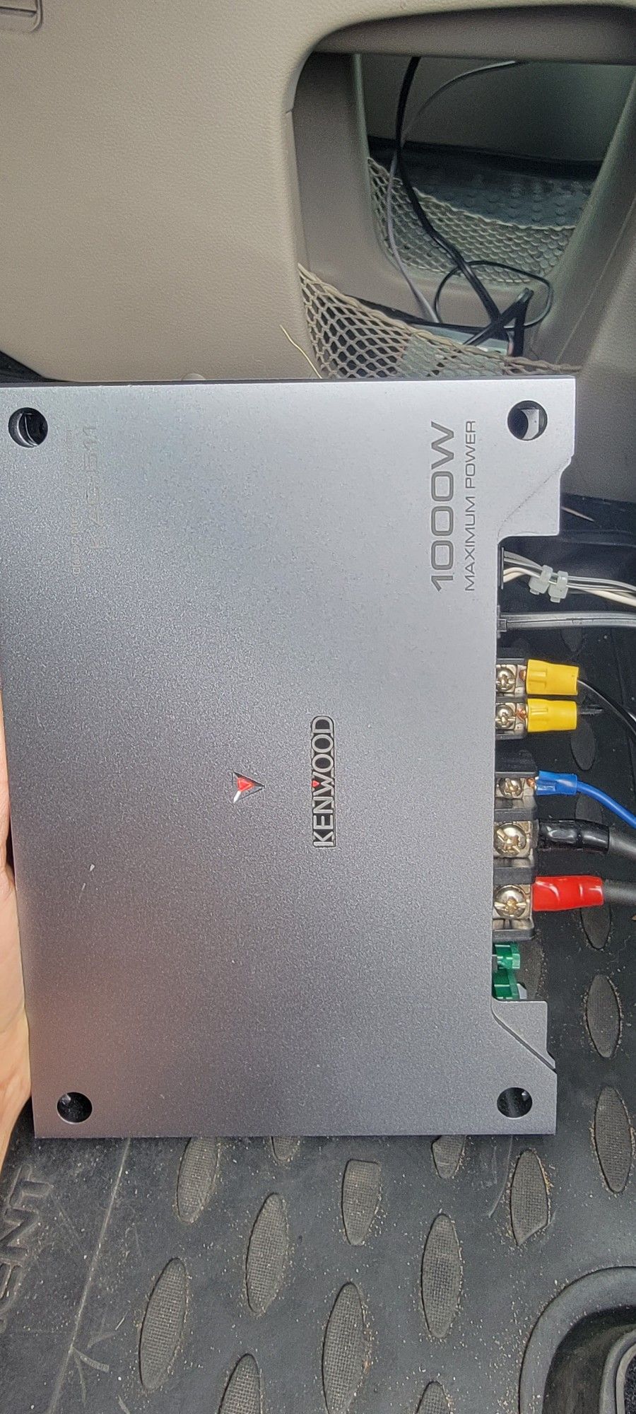 Amplifier Kenwood 1000W Maximum Power