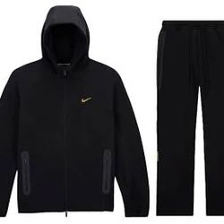 Nike x NOCTA Tech Fleece Hoodie & Joggers Set