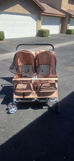 Dog stroller / double stroller