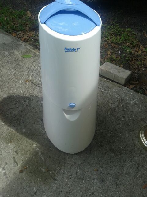 Safety first diaper genie