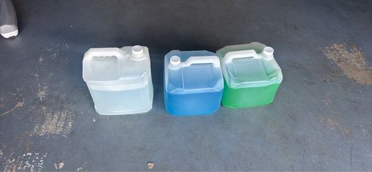 Family Bulk Laundry Detergent 2.5 Gallons – Quick Sale