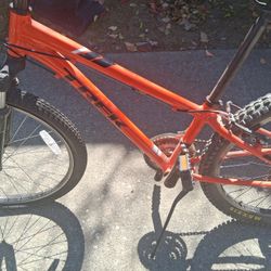 Trek Caliper Dlx Stunt Bike 