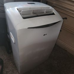 LG 14,000 BTU  Portable Air Conditioner