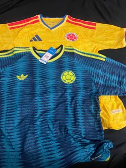 Camiseta de la selección Colombia azul y amarilla
