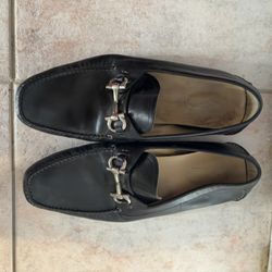 SALVATORE FERRAGAMO horsebit dress shoes logo Leather flats driving Loafers 