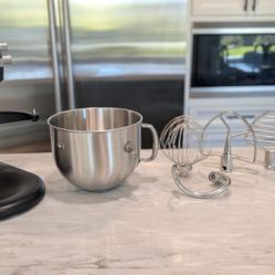 7 Quart Bowl-Lift Stand Mixer with Redesigned Premium Touchpoints - Black Matte