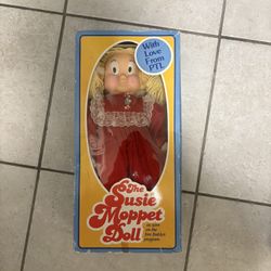1980s Vintage Susie Moppet Doll