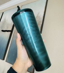 Starbucks holiday cup