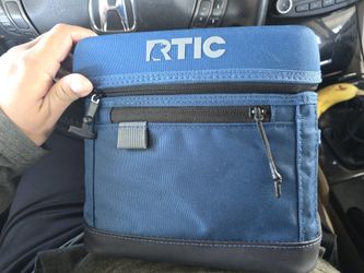 Rtic 15 Can Cooler. Almost NEW! 