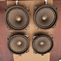 2018 Santa Fe Sport Spraker Set .. HMC
Hyundai Part Number 96(contact info removed)0 
NOM/MAX :20/40W
 T