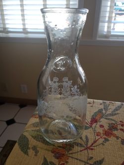 Vintage Clear Glass Water / Wine Carafe / Jar With Etched Narcissus Flowers For Paul Mason Vineyards