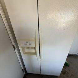 Garage Fridge Works Good 
