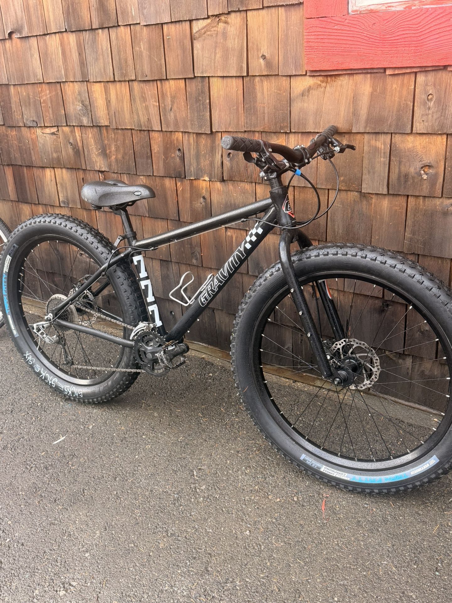 24 Speed Gravity 27.5 X 3.5 Inch Big Tire Bike 350$