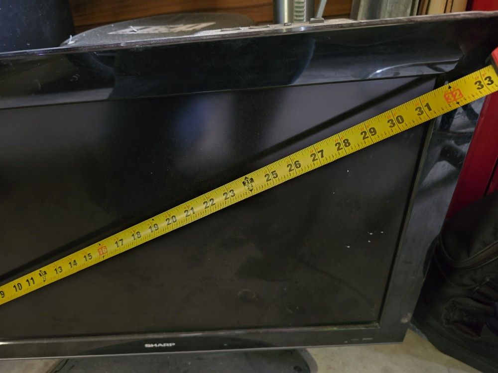 32" Sharp TV