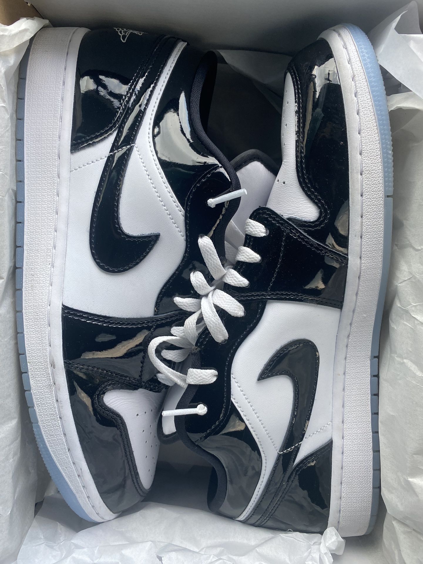 Jordan 1 Low SE