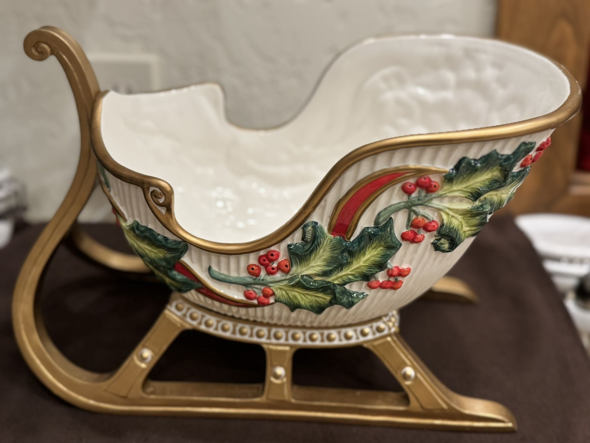 Porcelain decorative sleigh titled 'Noel Classique' by Fitz and Floyd
