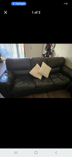 Leather couch, good condition!