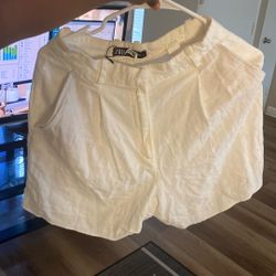 Zara Short 