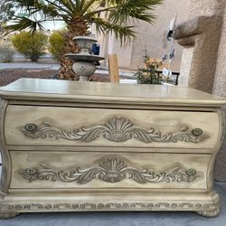 Beautiful Dresser Solid Wood Excellent Condition H25 W46 D24 free delivery