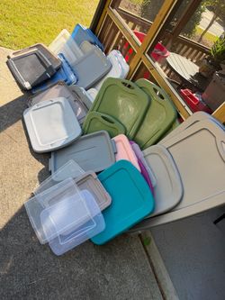 Large Lot of 45 Plastic Storage Container Lids