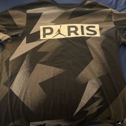 PSG Jordan T shirt Size Xl