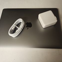 Apple Macbook Pro i5 16gb Ram 256gb SSD Drive 13" Screen W/Touchbar 