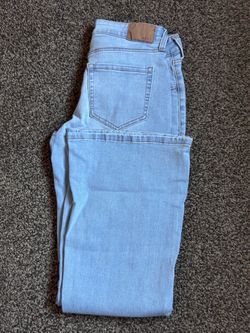 Aero postal low rise flare Size 8 jeans