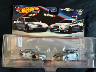 Skyline BNR32 And BNR34 Hot Wheels 