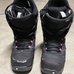 Women’s Snowboarded Boots Size 8 Burton (FREE)