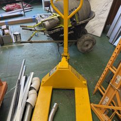 Pallet Jack 