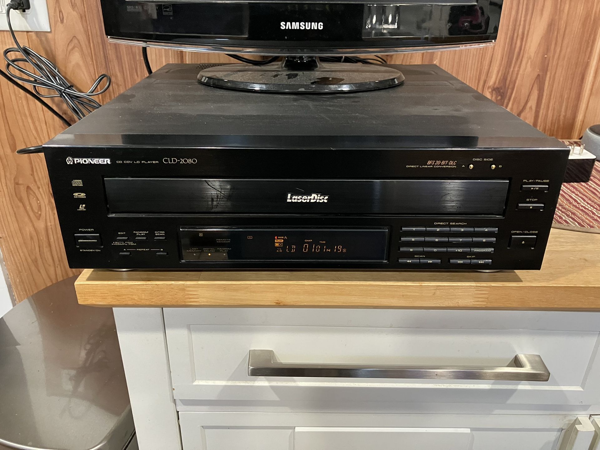 Pioneer Laserdisc Player Cld-2080(read Description)