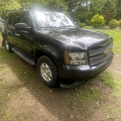 2013 Chevrolet Suburban LT