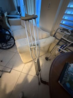 Crutches - Lightweight Pair