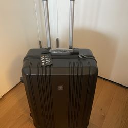 Luggage New 24 Inch Hardside Multi Spinner Wheels