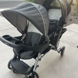 Graco Lightweight Double Stroller - Like New!
