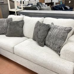 New 96” Sofa  🔥🔥 IN STOCK 