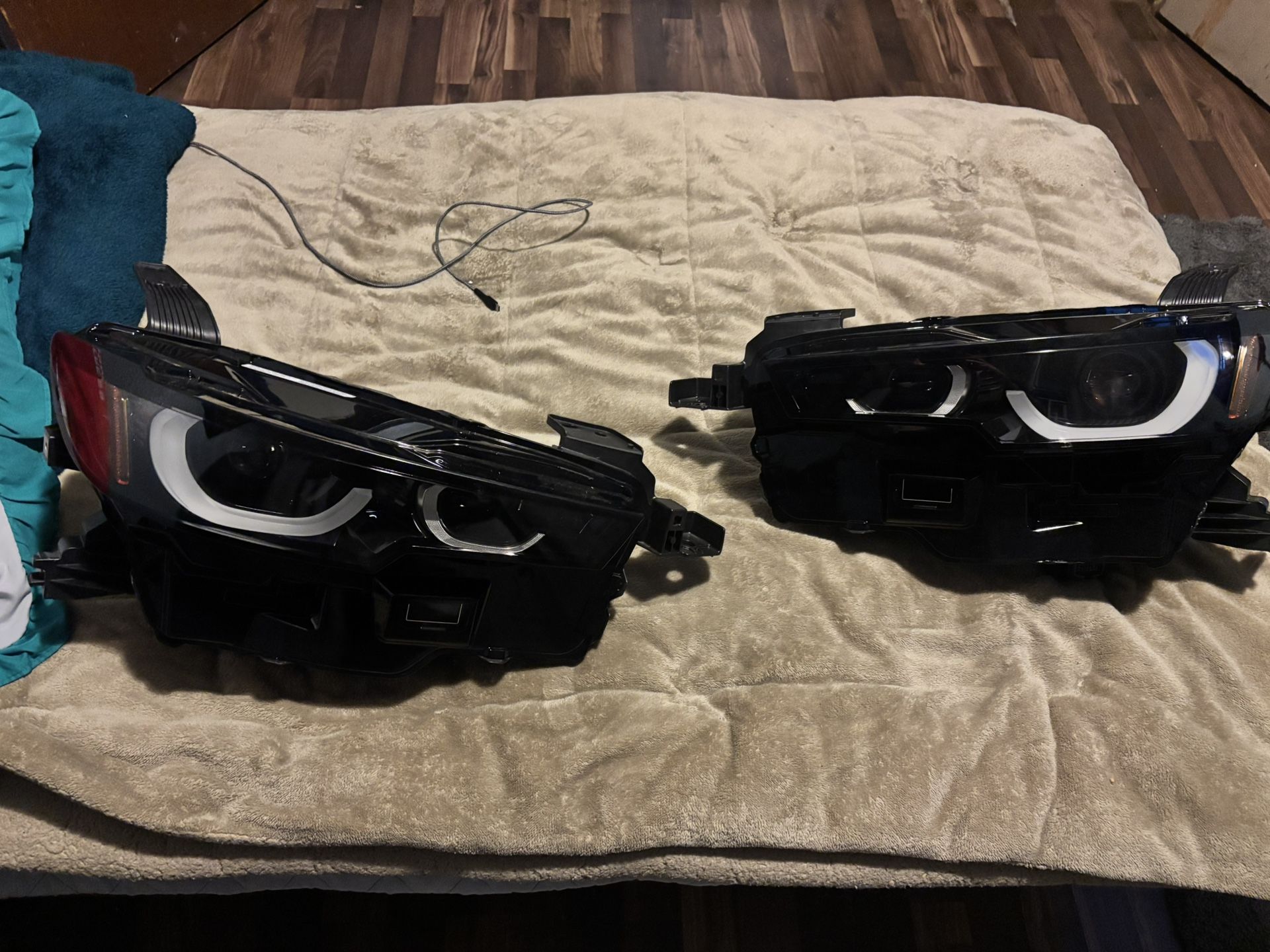 Cx50 Headlights