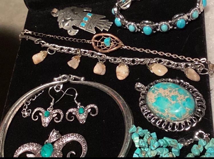 Vintage-Modern Jewelry Lot Genuine/Faux Turquoise Jewelry Mix
