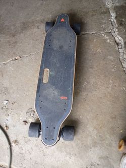 Nice skateboard 🛹🛹🛹🛹🛹🛹🛹$80