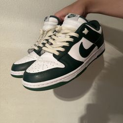 Nike Dunk Low Michigan State Size 10.5