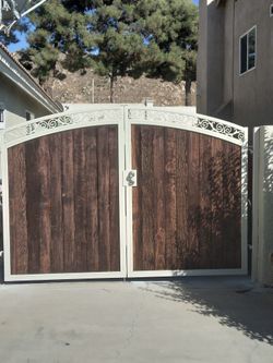 Custom  Side Gate 